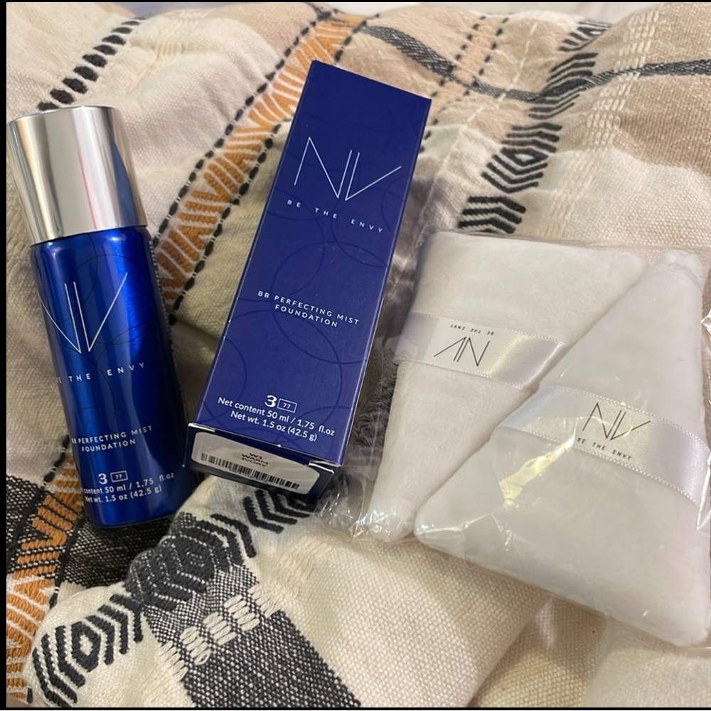 NV Be The Envy BB Perfecting Mist Foundation Buildable Coverage Airbrush & Puff